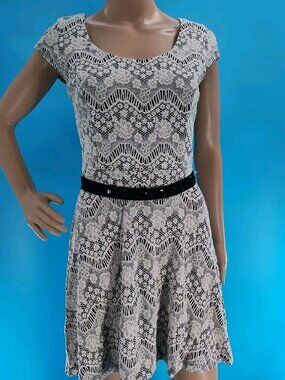 58$ Candies Holiday Dress Black Tie Size Medium NWT
